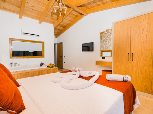  gece  -  Kasım
  | Kalkan Ulugöl Lüks Villa (6 Kişilik, Doğa Manzaralı, Hamam, Saunalı)